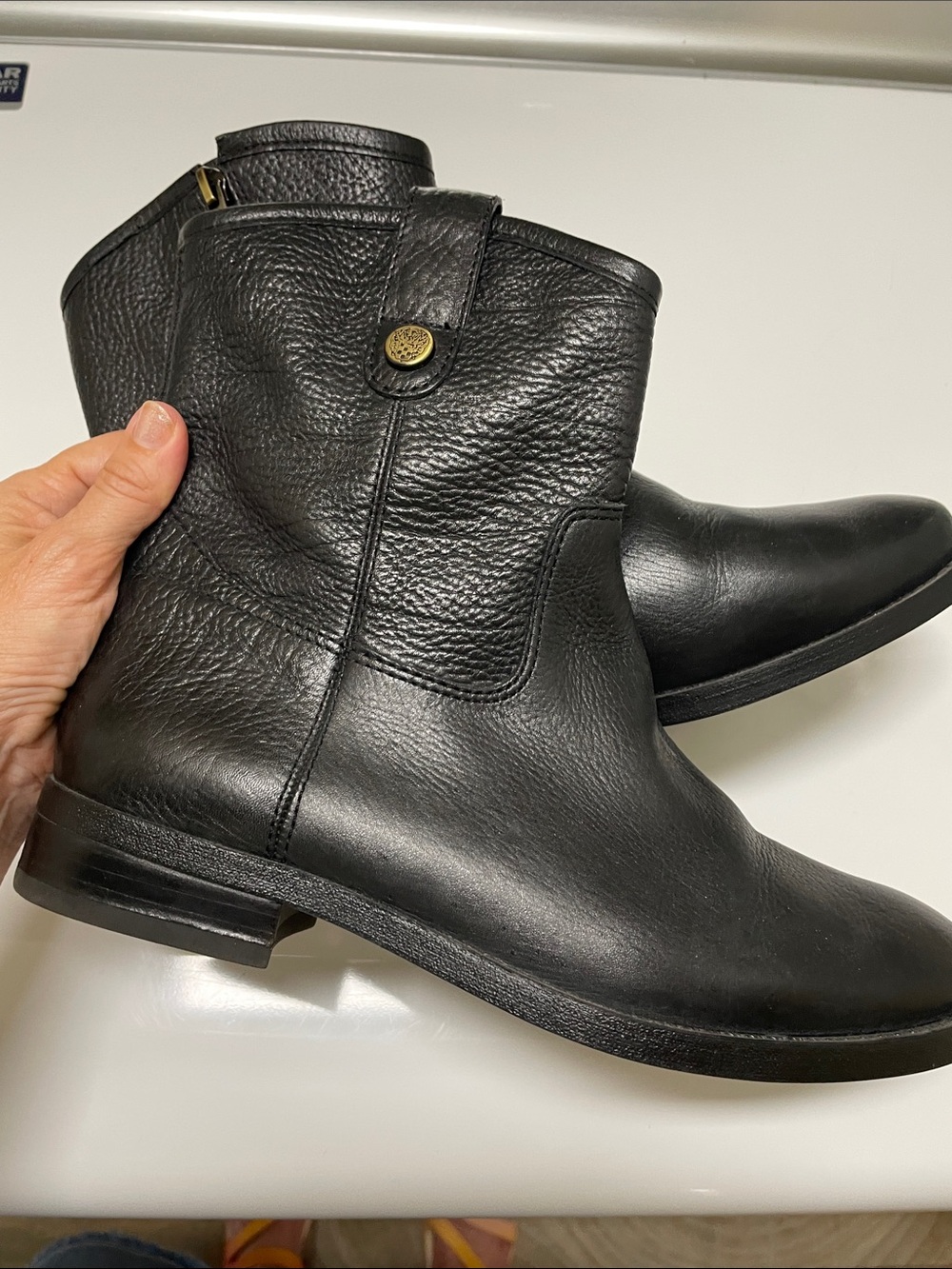 Vince Camuto